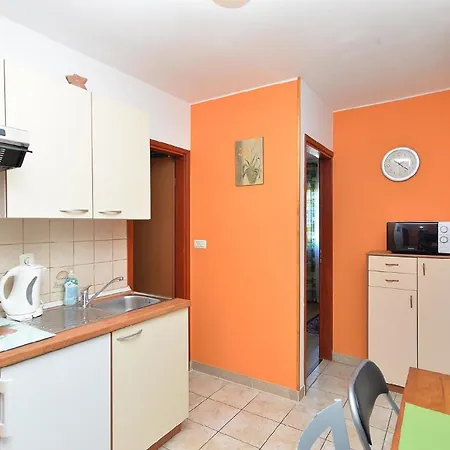 Fuer 4 Personen Ca 40 Qm In Stinjan, Istrien Istrische Riviera Apartman *