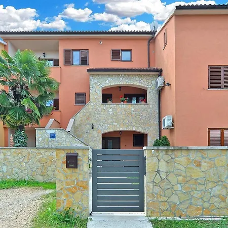 Fuer 4 Personen Ca 40 Qm In Stinjan, Istrien Istrische Riviera Apartman *